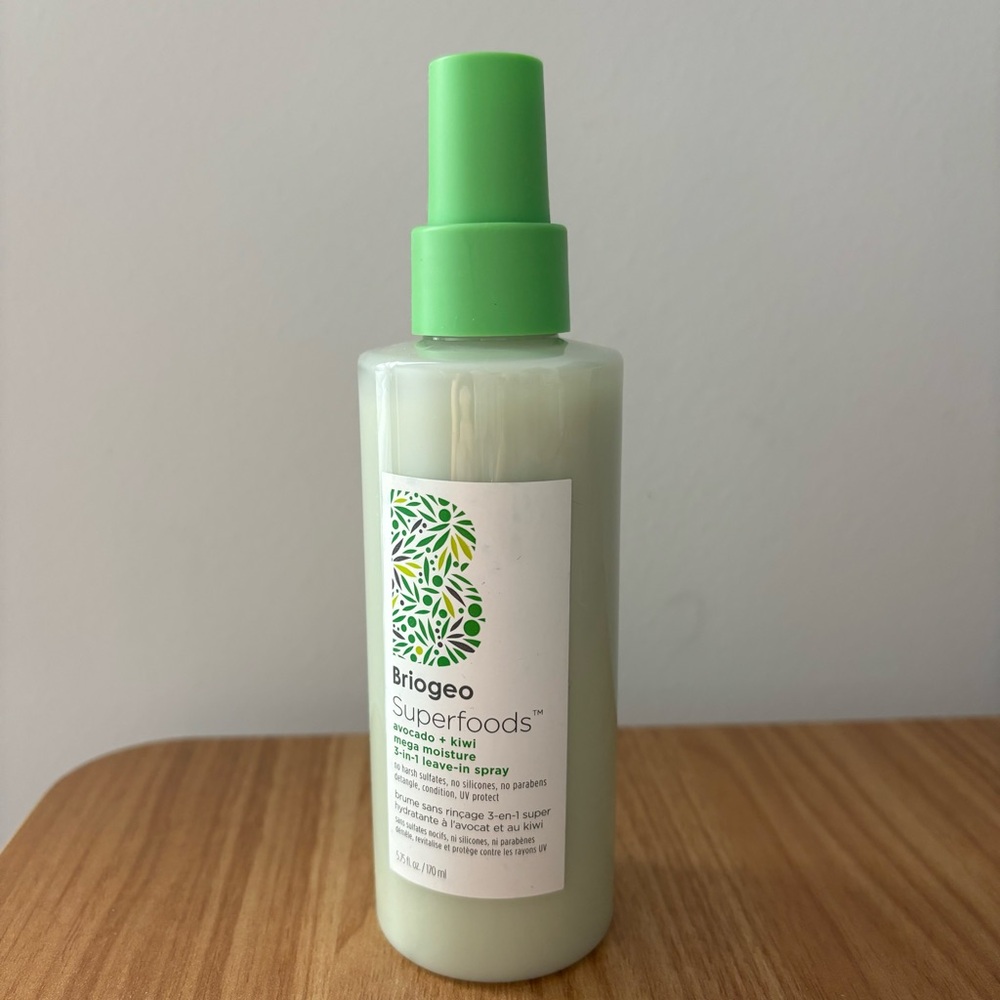 Briogeo superfoods mega moisture 3-in-1 leave-in spray avocado / kiwi BRAND NEW